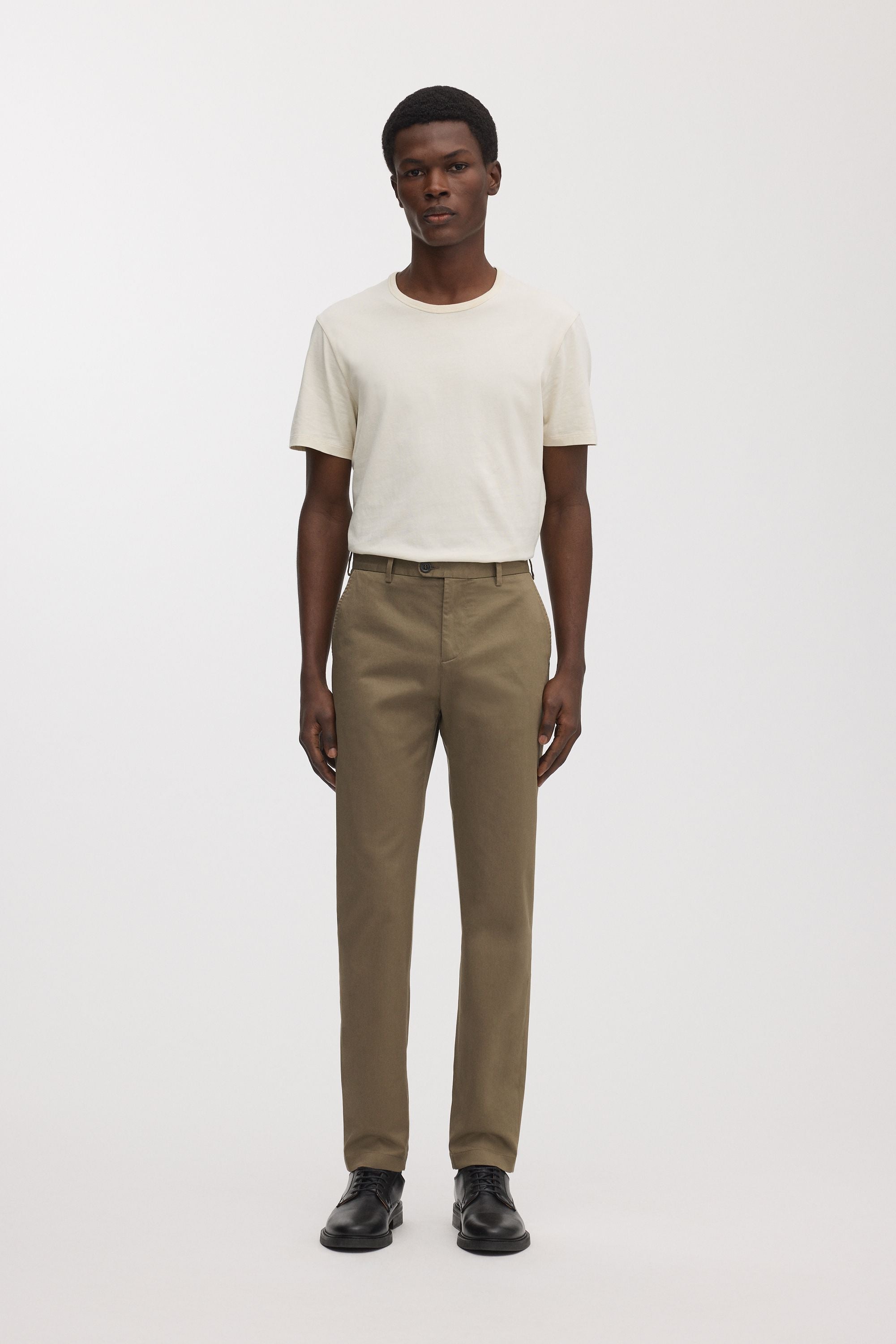 Slim Chino