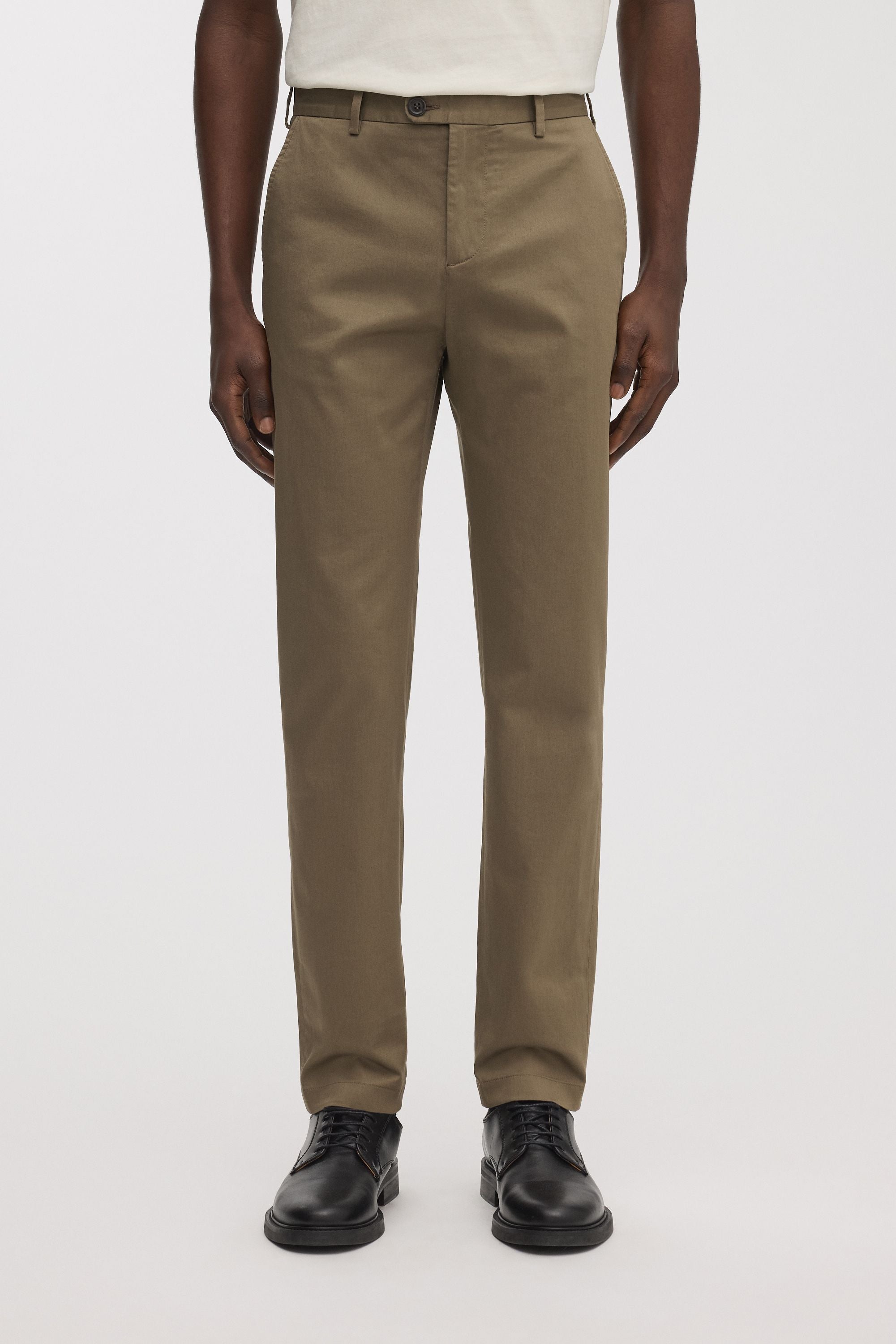 Slim Chino