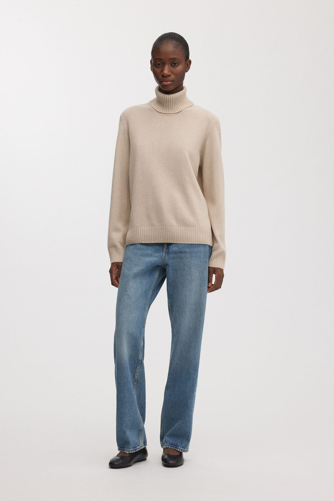 The Cashmere Roll Neck