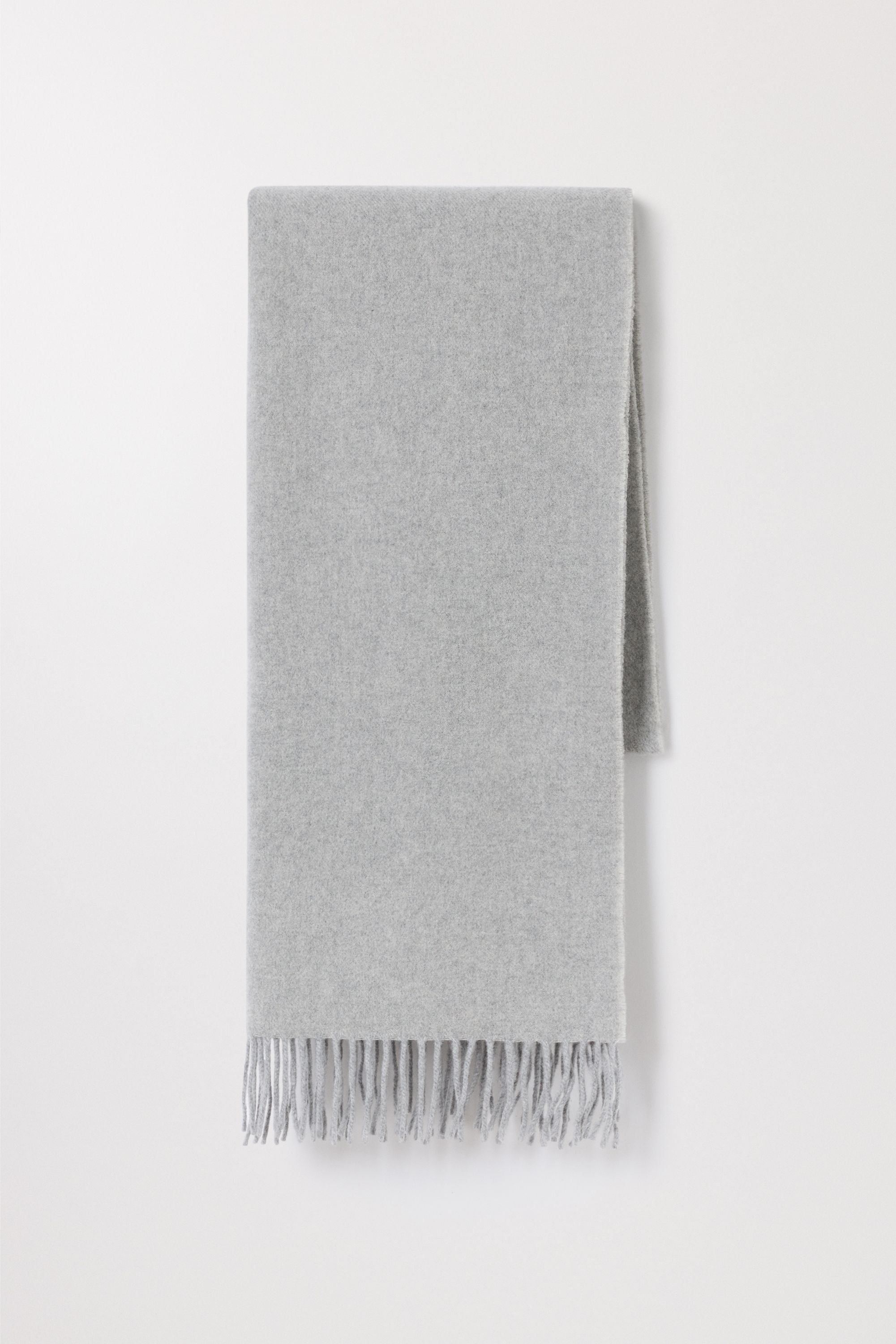 The Oversized Cashmere Wool Scarf