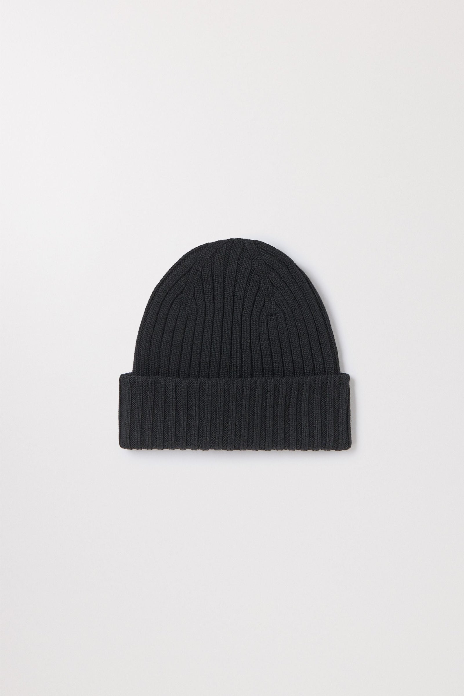 The Ribbed Wool Beanie