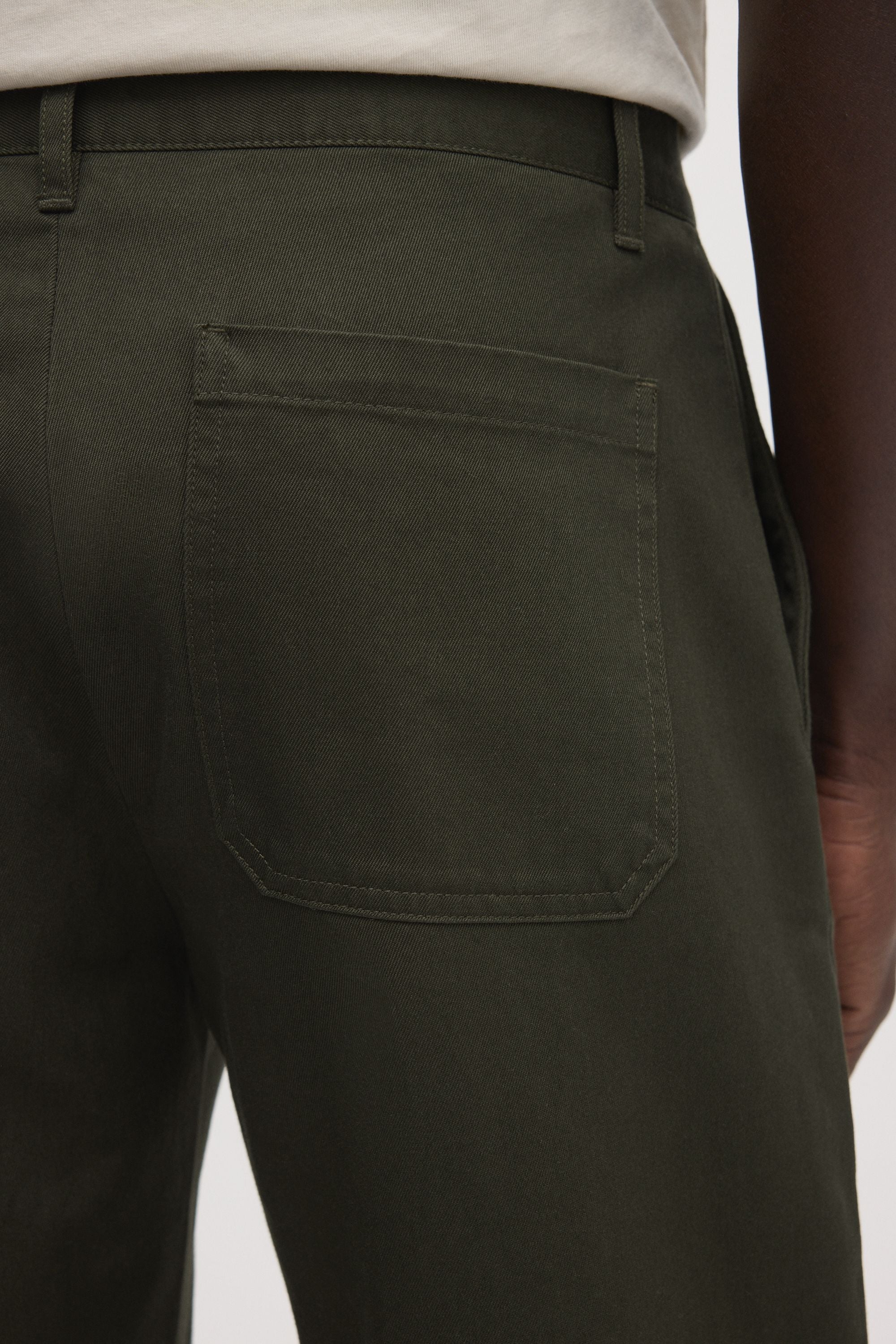 Loose Twill Chino