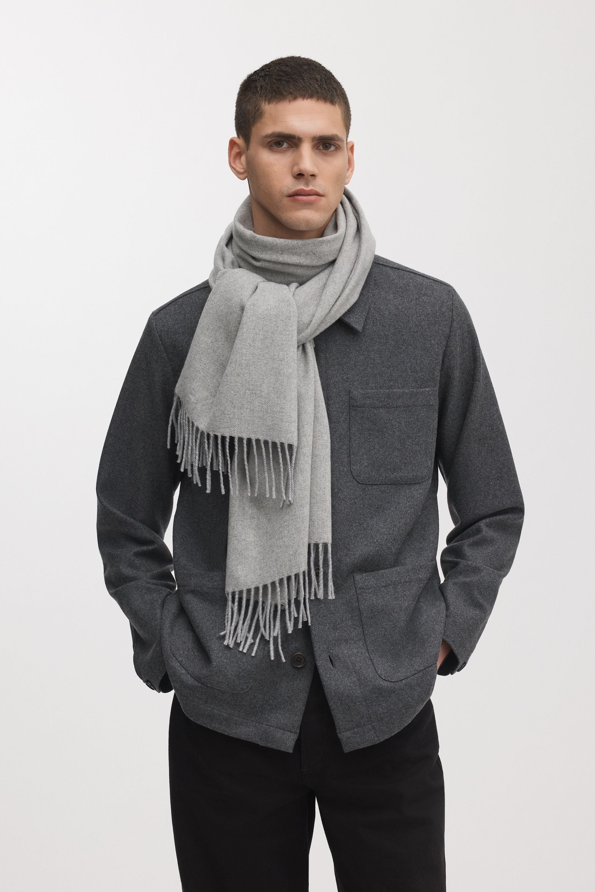 The Oversized Cashmere Wool Scarf